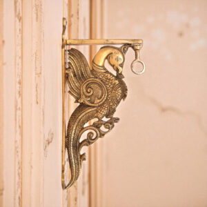 Peacock Corner Hanger