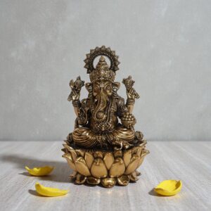 Ganesh in Kamal Singhasan